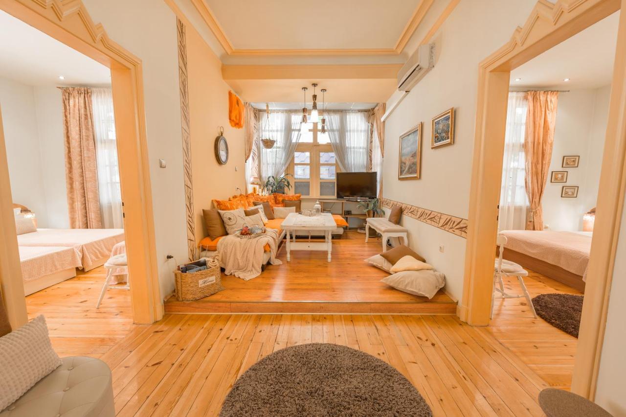 Tomovi Home - Three Bedrooms City Center Plovdiv Bagian luar foto