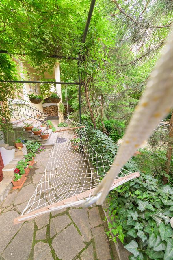 Tomovi Home - Three Bedrooms City Center Plovdiv Bagian luar foto