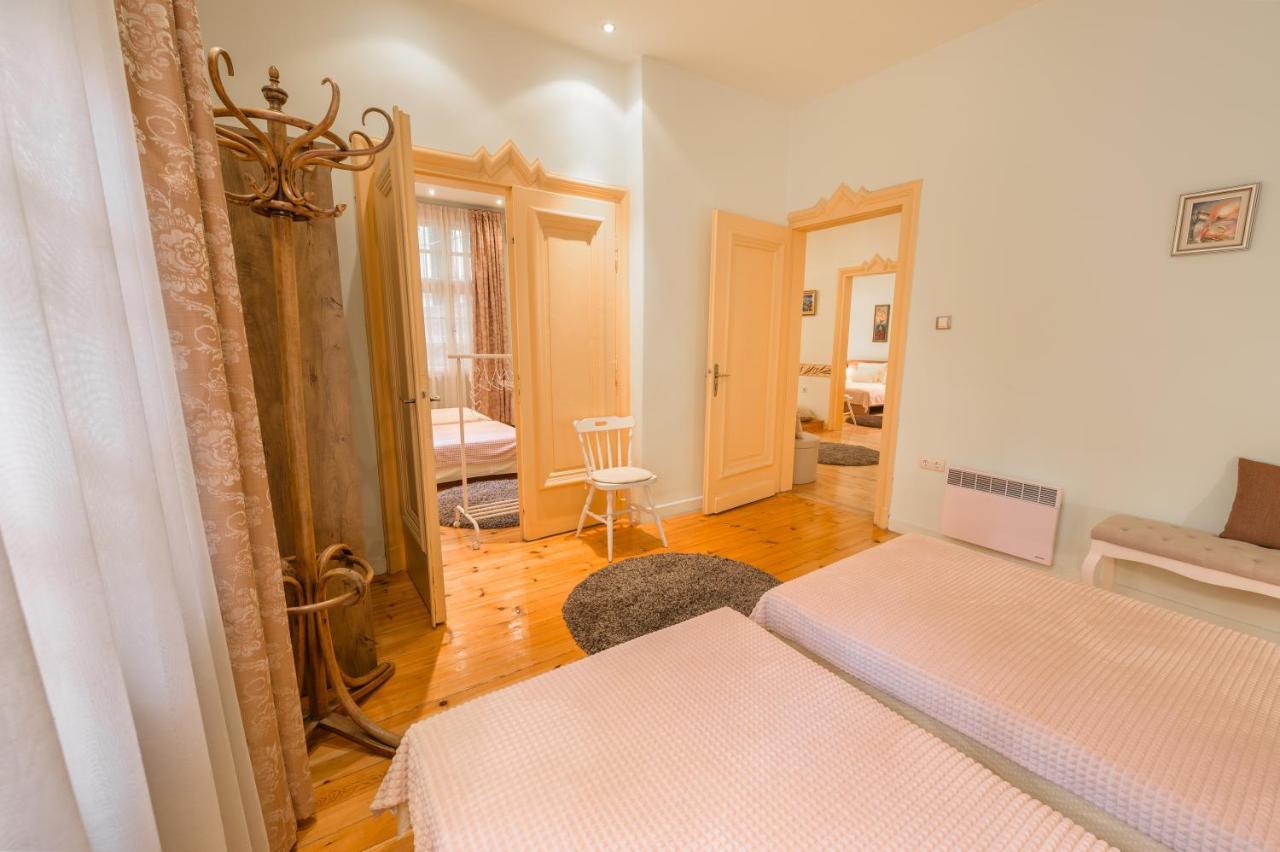 Tomovi Home - Three Bedrooms City Center Plovdiv Bagian luar foto